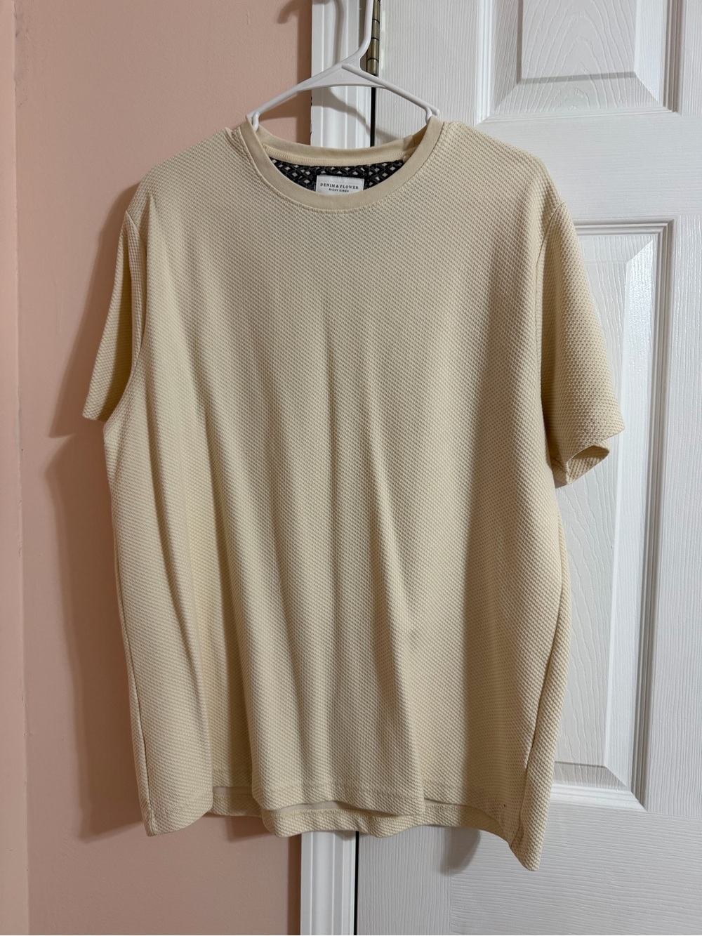 Denim & Flower Men's Cream Short-Sleeve Textured Tee